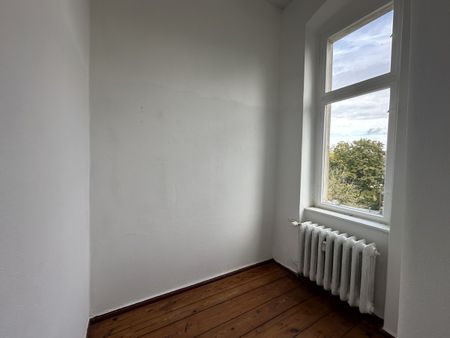 Großzügig geschnittene Balkon-Wohnung im grünen Berliner Süden, in Lankwitz ***EBK***Wannenbad***Parkett/Dielen*** - Photo 4