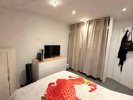 Location Appartement 3 pièces 53m² ST MAXIMIN LA STE BAUME 83470 - Photo 5