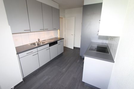 3 Zimmer, 76 m², 2. Stock - Foto 3