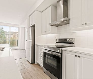 For Lease - 14 Blue Forest Crescent, Barrie, Ontario - Photo 3