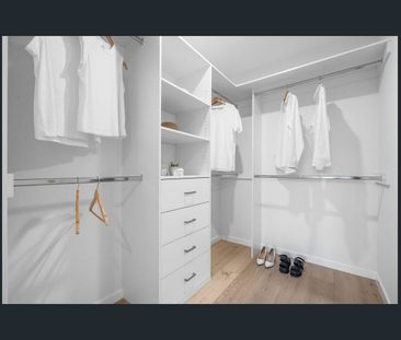 Brand New Luxury Executive Town Residence - Access via Alcala Ave - Photo 6