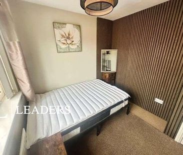 Waterlily Close, Stoke-on-trent, Staffordshire, ST1 - Photo 3