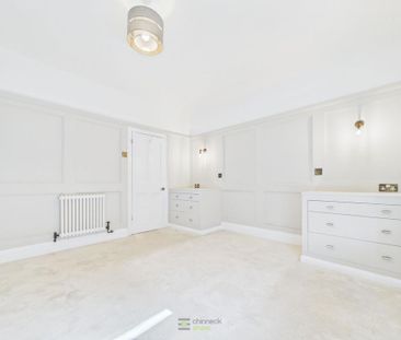 3 bedroom end of terrace house to rent - Photo 4