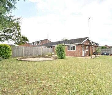 Magnolia Close, Red Lodge, Bury St. Edmunds, Suffolk, IP28 - Photo 3