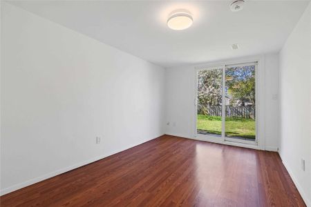 For Lease - 714 Grandview Drive Unit# Lower, Oshawa, Ontario - Photo 2