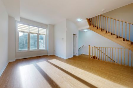 For Lease - 39 Millman Lane, Richmond Hill, Ontario - Photo 2