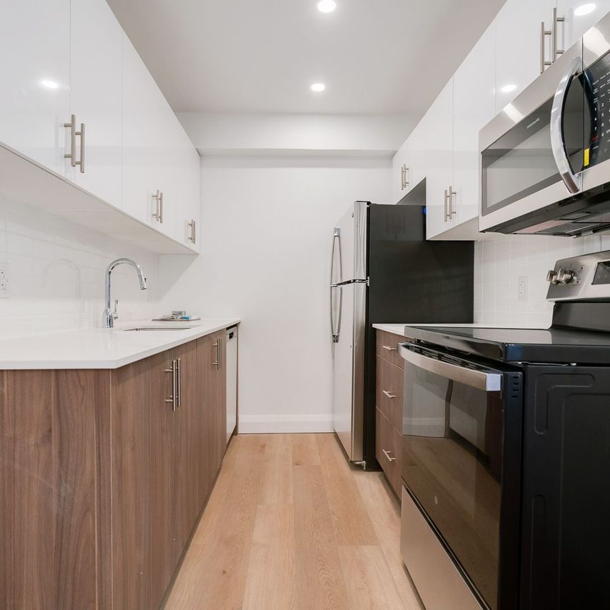 For Lease - 2707 Yonge Street Unit# 9, Toronto, Ontario - Photo 1