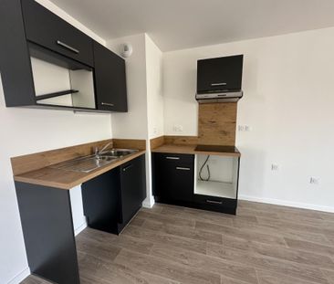 Location Appartement 3 pièces 63m² CHARTRES 28000 - Photo 2