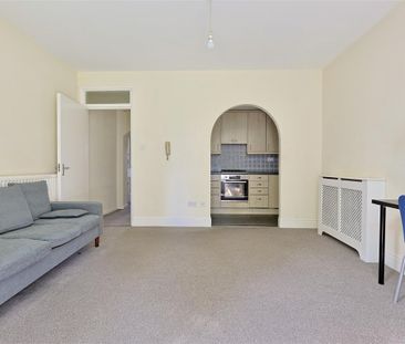 1 bedroom Flat to rent in Osborne Avenue, Jesmond, Newcastle Upon T... - Photo 3