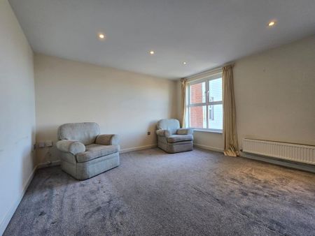 2 bedroom flat to rent - Photo 2