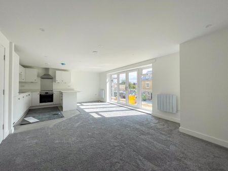 2 bedroom apartment to rent - Photo 2