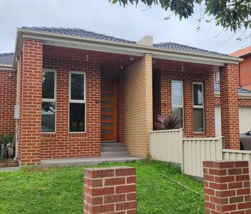 Location & Low Maintenance - Photo 4