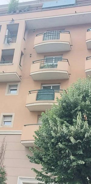 NICE - PASTEUR - STUDIO MEUBLE - BALCON - Photo 1