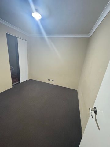 Baldivis - Photo 5