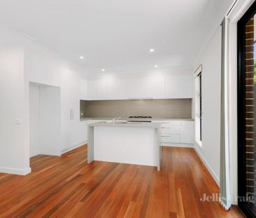 2 Bed, 2 Bath - Photo 5