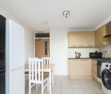 5 bedroom terraced house to rent - Photo 4