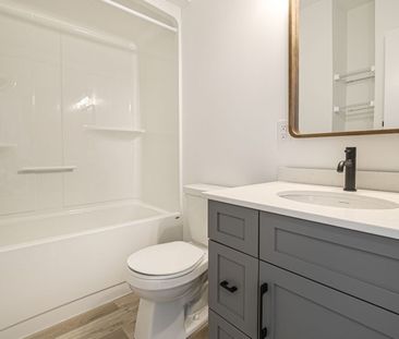 Carolina: Black Accents – 196 Colony, Winnipeg, MB - Photo 6