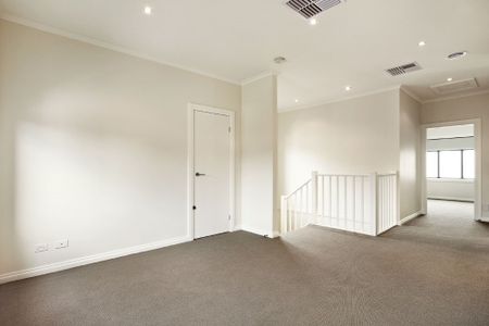 1B Barns Street, Blackburn South - Photo 2