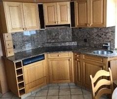 Idyllisches 6.5 Zimmer Bauernwohnhaus Hirzel - Foto 1