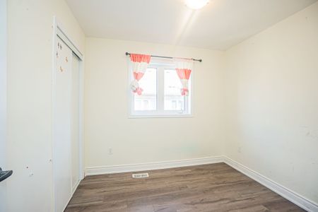 For Lease - 607 Remembrance Road, Brampton, Ontario - Photo 2