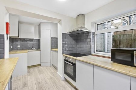 1 bedroom terraced house to rent - Photo 4