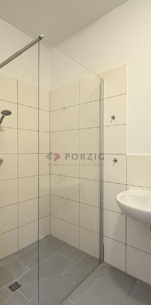 Betreutes wohnen: Schöne 1-Raum-Wohnung mit großer Terrasse! - Photo 1