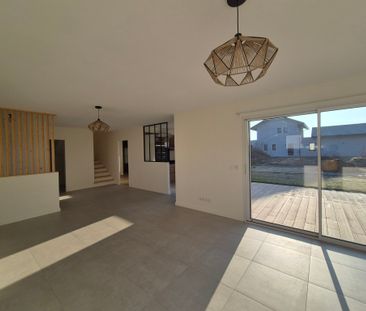 Maison - 119 m² - Photo 1