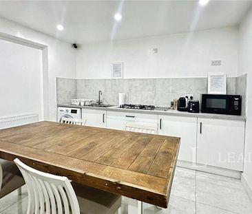 1 bedroom in a house share to rent - Photo 6