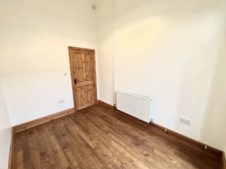 Station Road, Renishaw, Sheffield, S21 - Photo 2