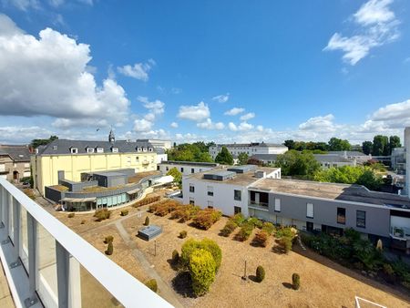 A Louer - Nantes Jardin Des Plantes - Appartement 2 Pièces Meuble De 56.64 M² - Photo 3