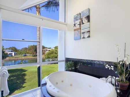 3/115 Gympie Tce, Noosaville QLD 4566 - Apartment For Rent - $875 | Domain - Photo 3
