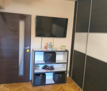 prenájom: kompletne prerobený 3-izbový byt - Photo 1