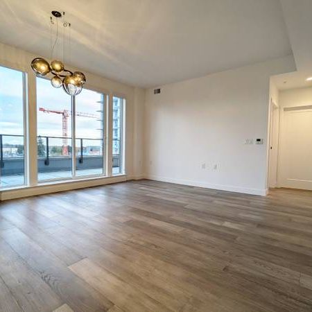 Oakridge Like-new 2 bed 2 bath 900sqft w/ 300 sf terrace - Photo 3