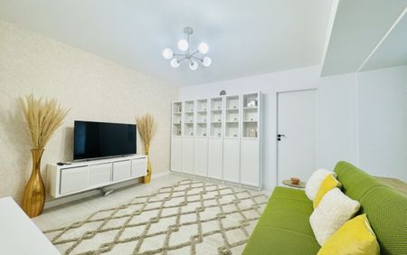 Apartament nou amenajat la metrou Eroii Revolutiei-Carol - Fotografie 3