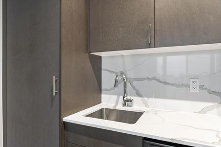 For Lease - 412 Silver Maple Road Unit# 416, Oakville, Ontario - Photo 2