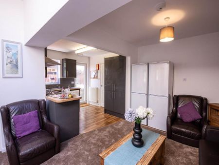 6 bedroom house to rent - Photo 4