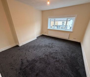 3 bedroom apartment to rent - Photo 2