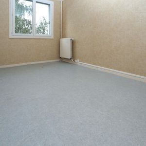 Appartement – Type 4 – 80m² – 385.52 € – LE BLANC - Photo 2