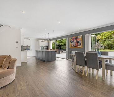 4 Bedroom Detached House - Photo 3