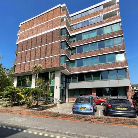 1 bedroom ground floor flat to rent - Photo 4