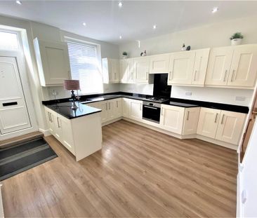 2 bedroom terraced house to rent - Photo 4