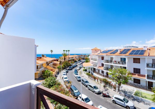 Apartamento de lujo frente al mar en alquiler a largo plazo – 0067-04458