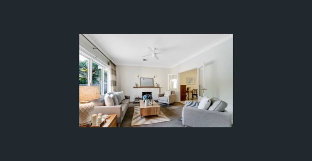 Luxury 5 Bedrooms 3 Bathrooms House in Sandringham for Lease - Photo 1