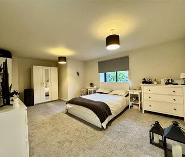 Bridge End, Rastrick, Brighouse, HD6 - Photo 6