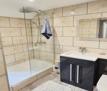 1 bedroom property to rent - Photo 4