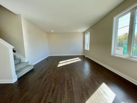 For Lease - 862 Henslows Circle, Orleans - Cumberland and Area, Ontario - Photo 4