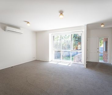 22a Myrtle Road, Hampton VIC 3188 - Townhouse For Rent | Domain - Photo 4