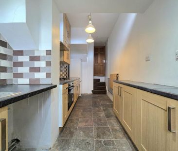 2 bedroom terraced house to rent - Photo 6