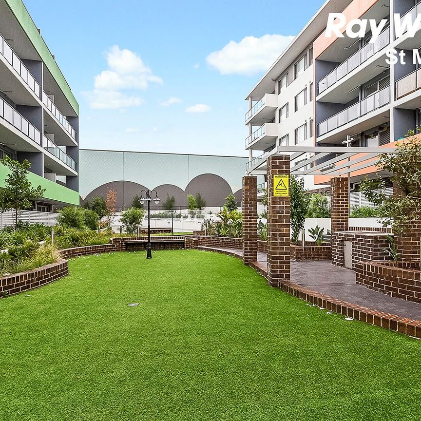 BEAUTIFUL FURNISHED STUDIO IN THE BEST LOCATION - Photo 1