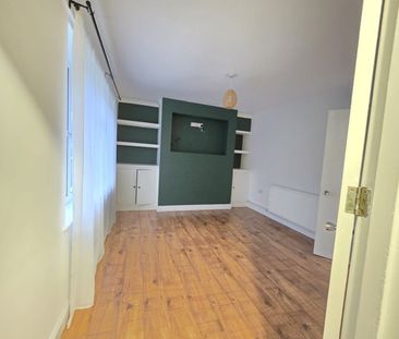 3 Bed Semi-Detached House, Allendale Avenue, NG8 - Photo 3